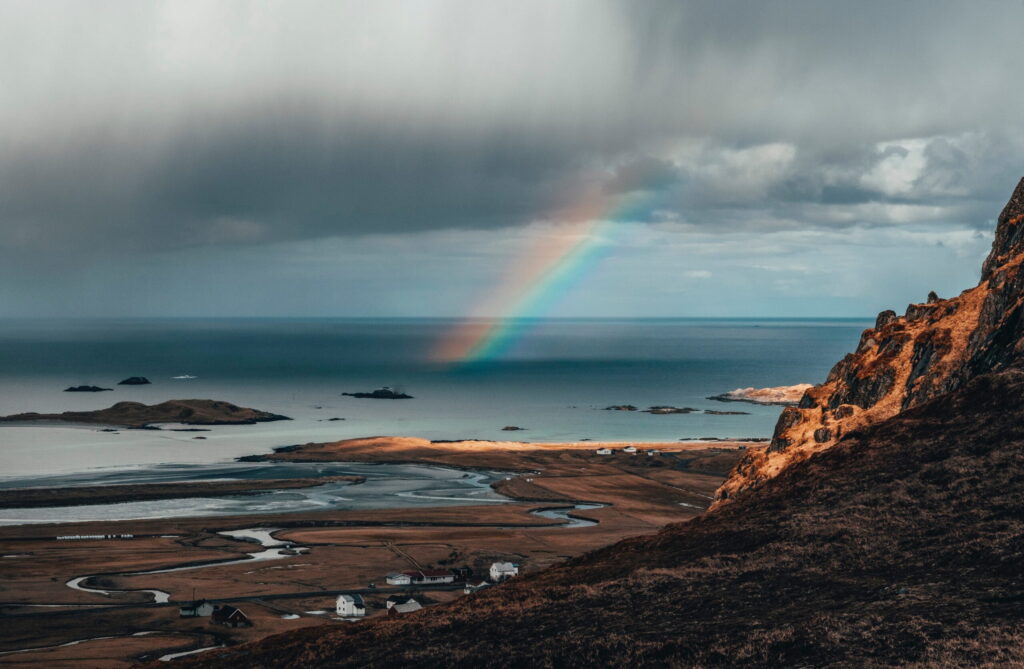 kym-ellis-D7J47FA1n1U-unsplash-scaled